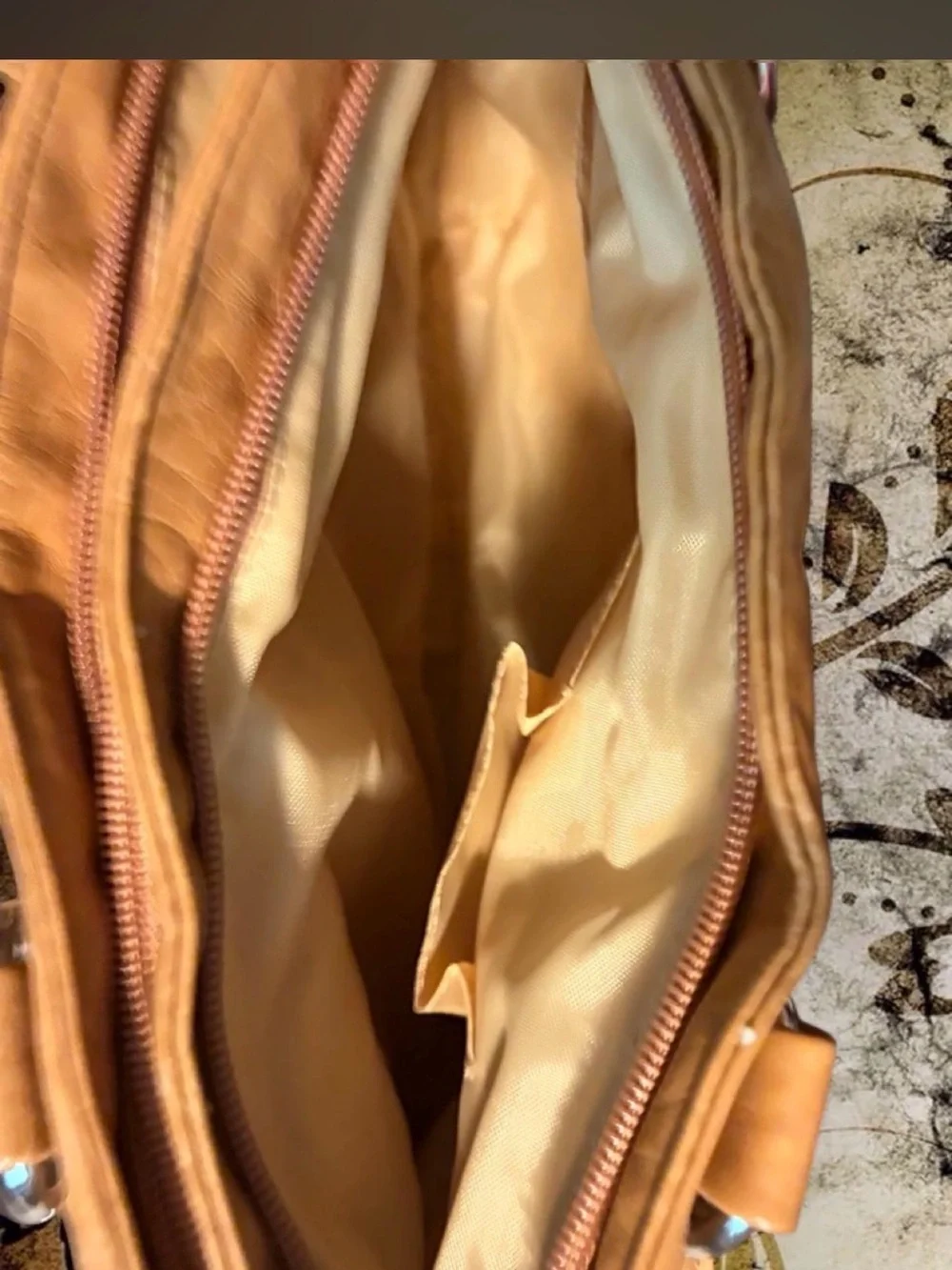NWT jc fashion tan grommet Bag with Chain y2k grunge fairy core hobo